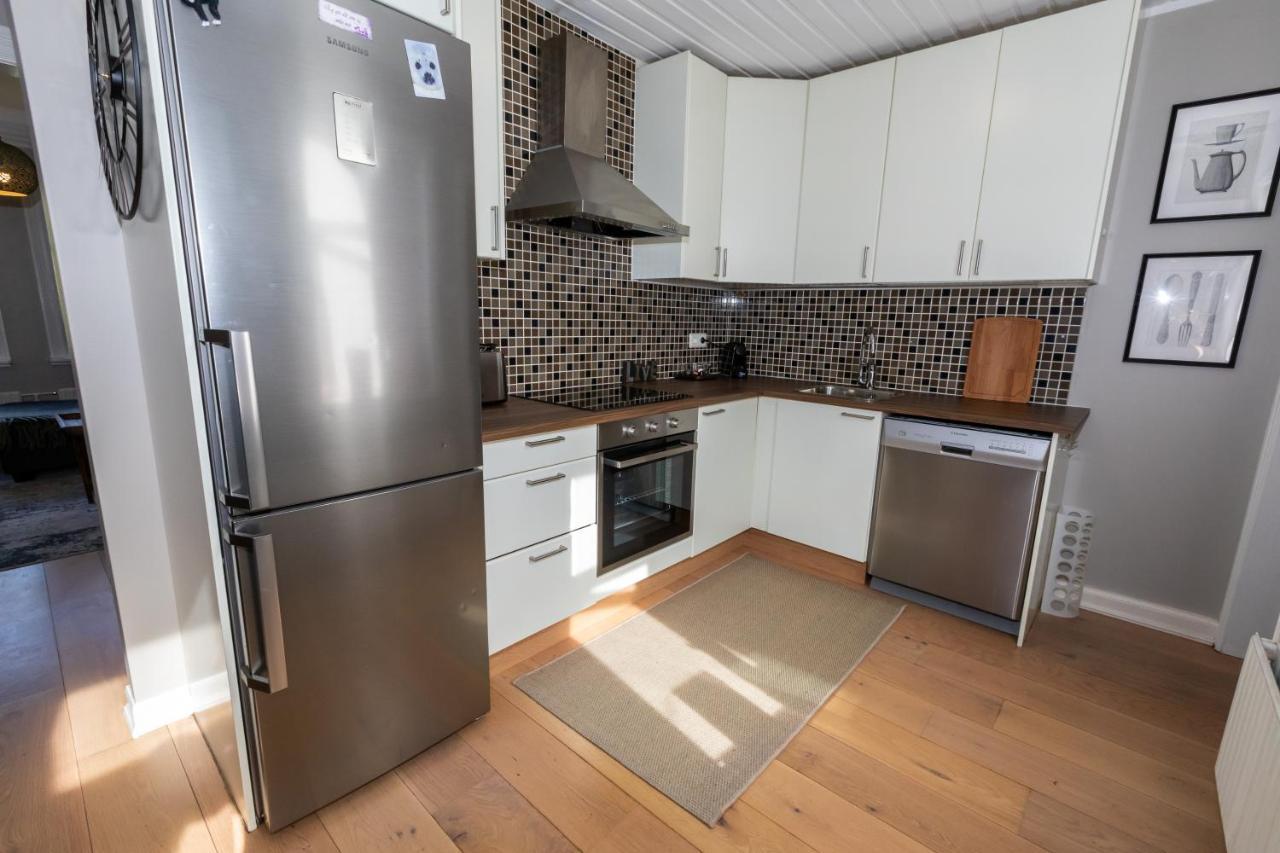 Lovely 2-Bedroom Apartment In Akureyri Dış mekan fotoğraf